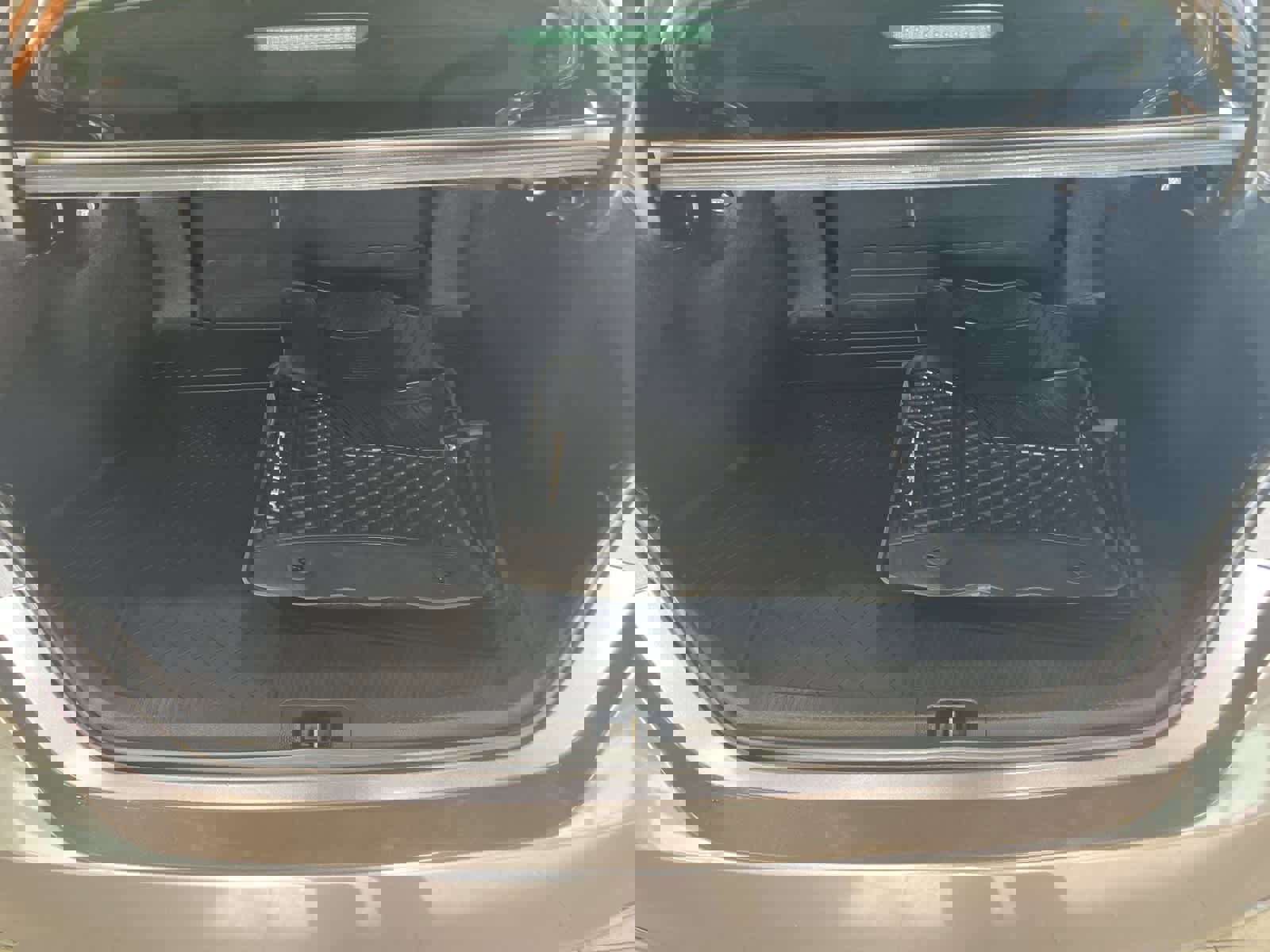 Used 2019 Toyota Camry XSE image 30