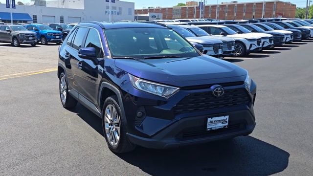 Used 2020 Toyota RAV4 XLE Premium AWD/4WD image 3
