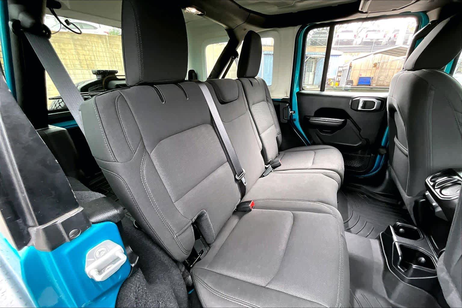 Used 2020 Jeep Wrangler Unlimited Sport S AWD/4WD image 20