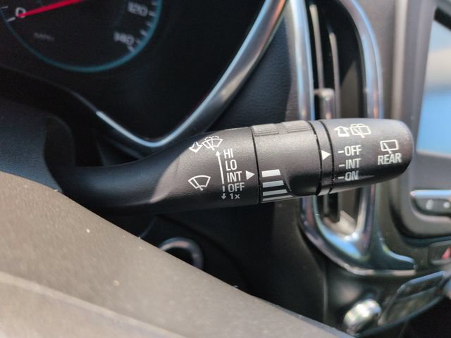 Used 2018 Chevrolet Equinox LT AWD/4WD image 34