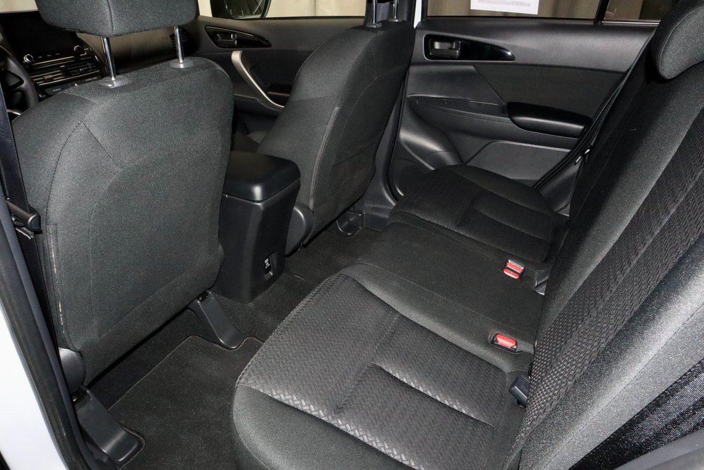 Used 2024 Mitsubishi Eclipse Cross Black Edition image 21