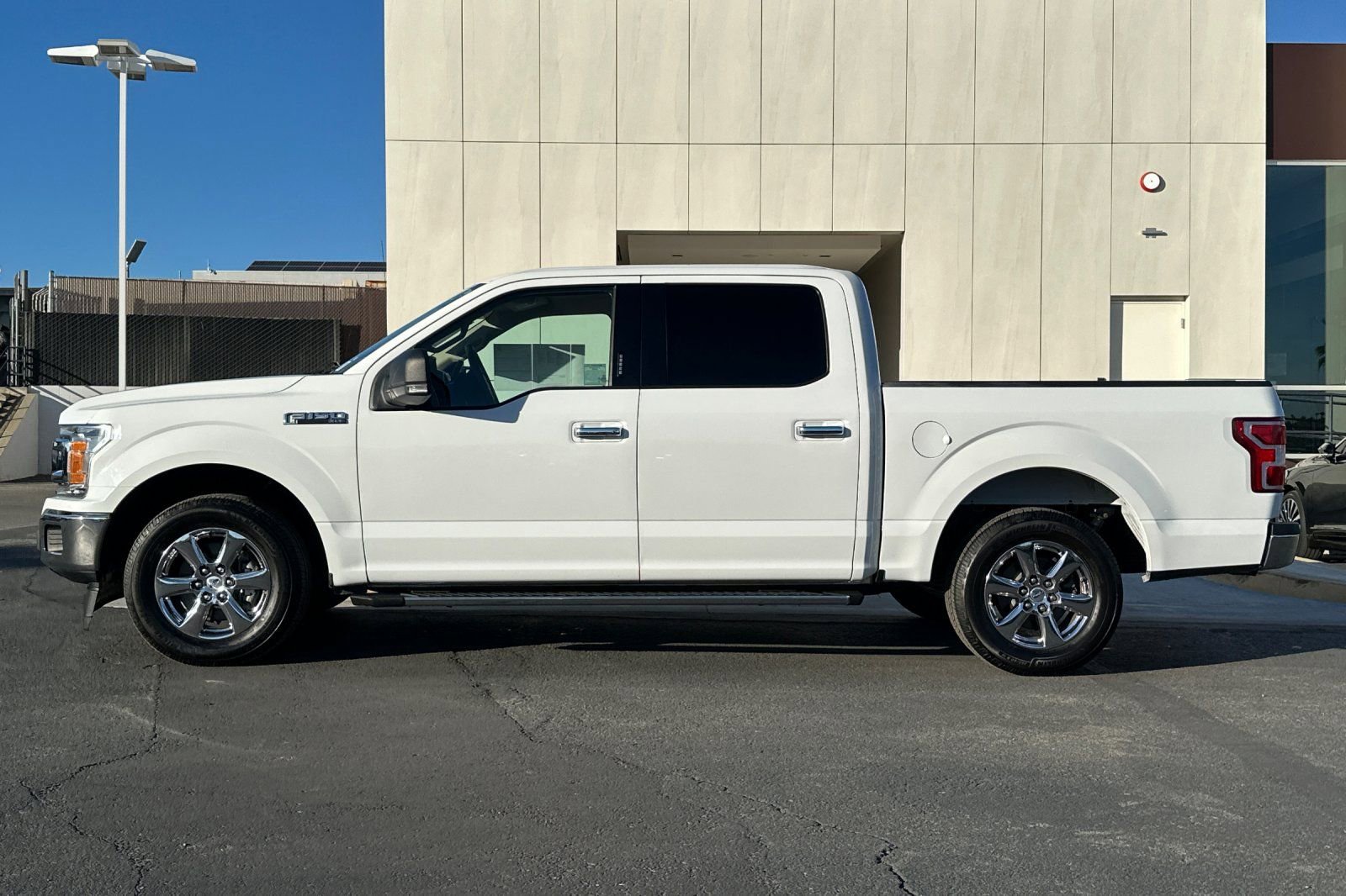 Certified 2018 Ford F150 XLT w/ Equipment Group 302A Luxury image 6