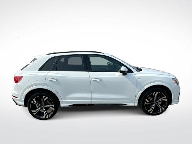 Used 2023 Audi Q3 2.0T Premium Plus AWD/4WD image 9
