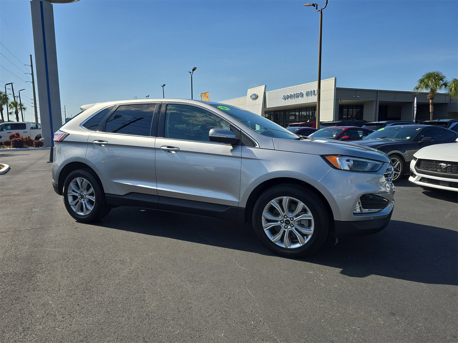 Certified 2024 Ford Edge Titanium image 2