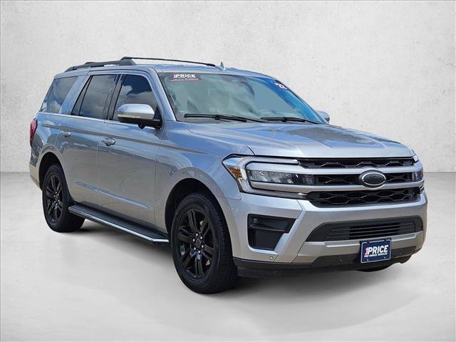 Certified 2022 Ford Expedition XLT RWD image 3