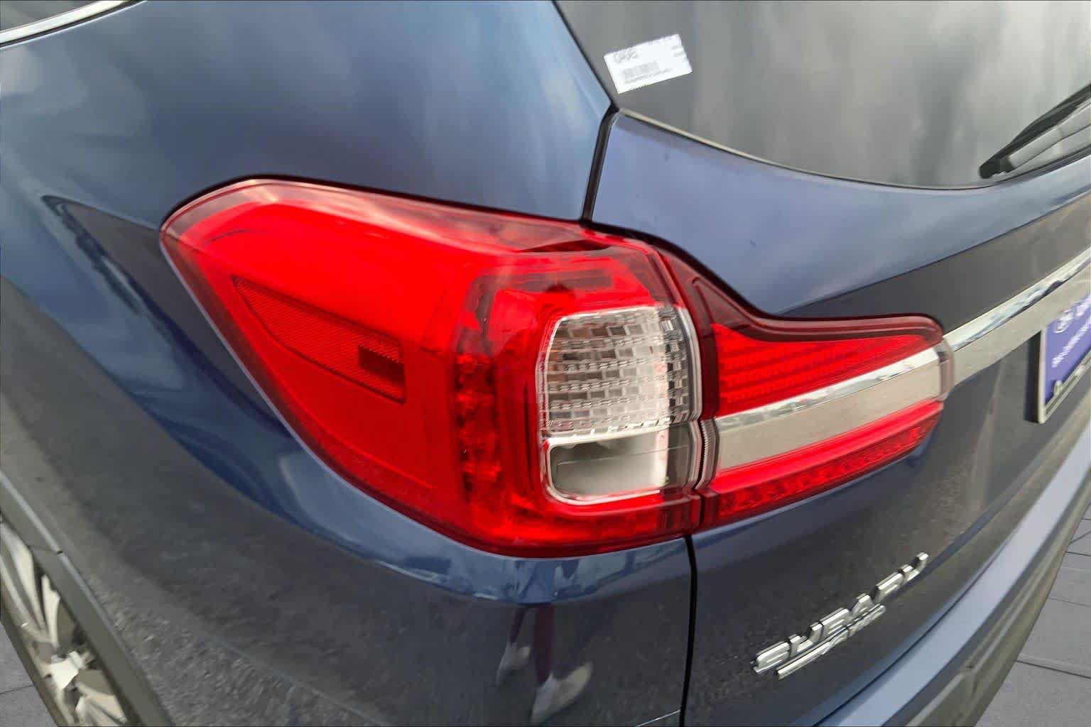 Used 2019 Subaru Ascent Limited AWD/4WD image 29
