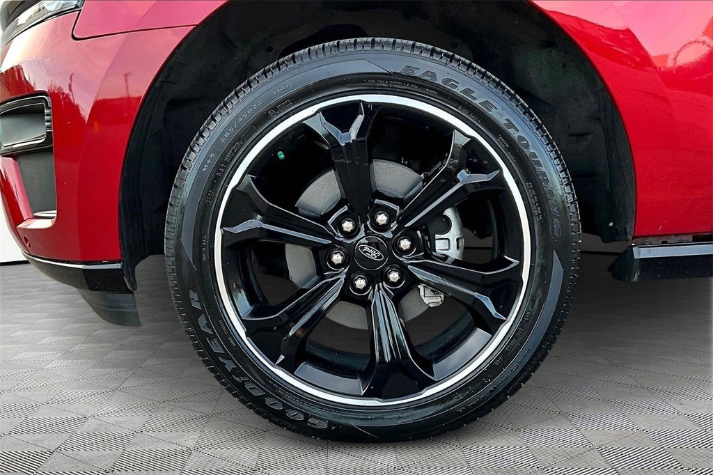 Certified 2022 Ford Expedition Max Limited image 11