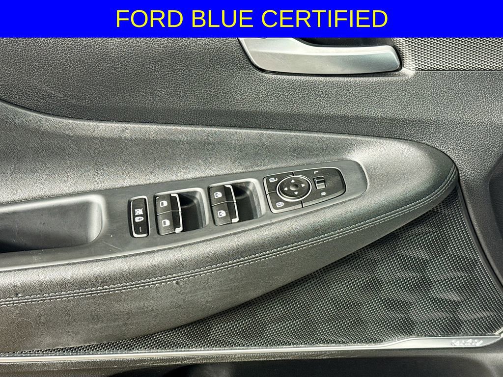 Used 2020 Hyundai Santa Fe SEL w/ Convenience Package image 17