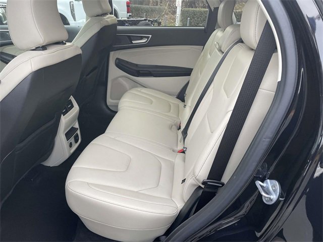Certified 2022 Ford Edge Titanium image 25