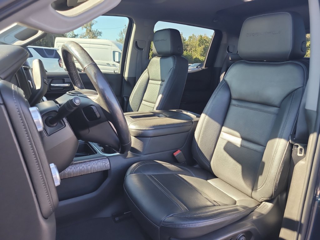 Used 2020 GMC Sierra 1500 Denali w/ Driver Alert Package II AWD/4WD image 17