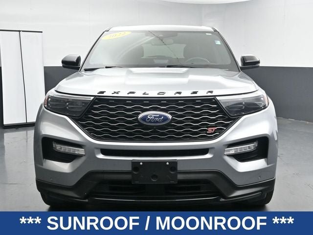 Certified 2022 Ford Explorer ST w/ Equipment Group 401A AWD/4WD image 3