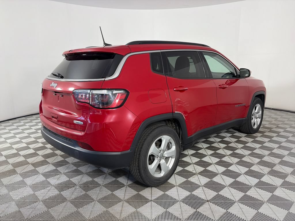 Used 2021 Jeep Compass Latitude FWD image 7