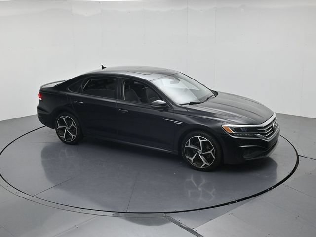 Used 2020 Volkswagen Passat 2.0T R-Line FWD image 42
