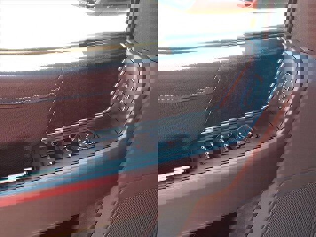 Certified 2022 Ford F150 XLT w/ Equipment Group 302A High image 23