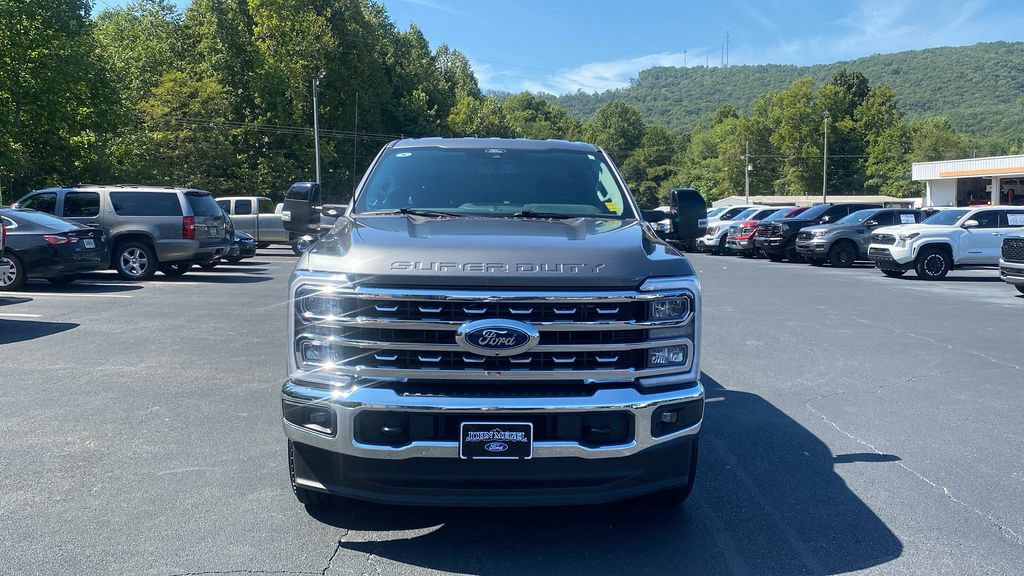 Certified 2025 Ford F350 Lariat AWD/4WD image 2