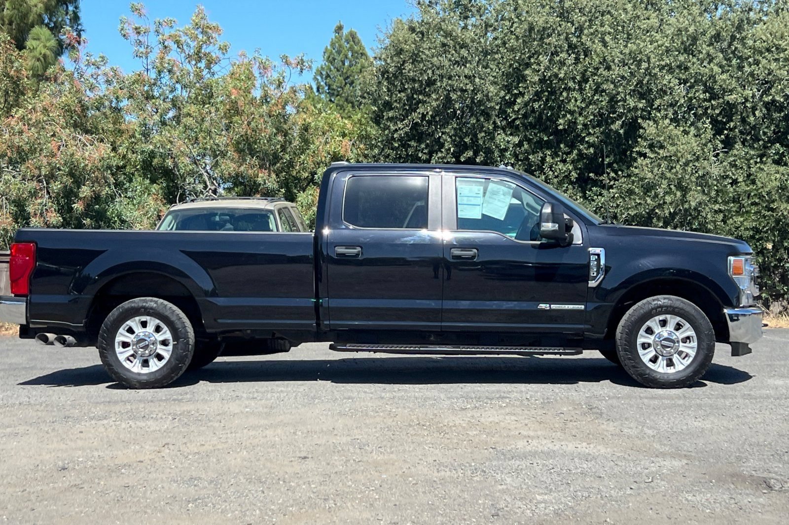 Certified 2022 Ford F250 XL w/ STX Appearance Package RWD image 3