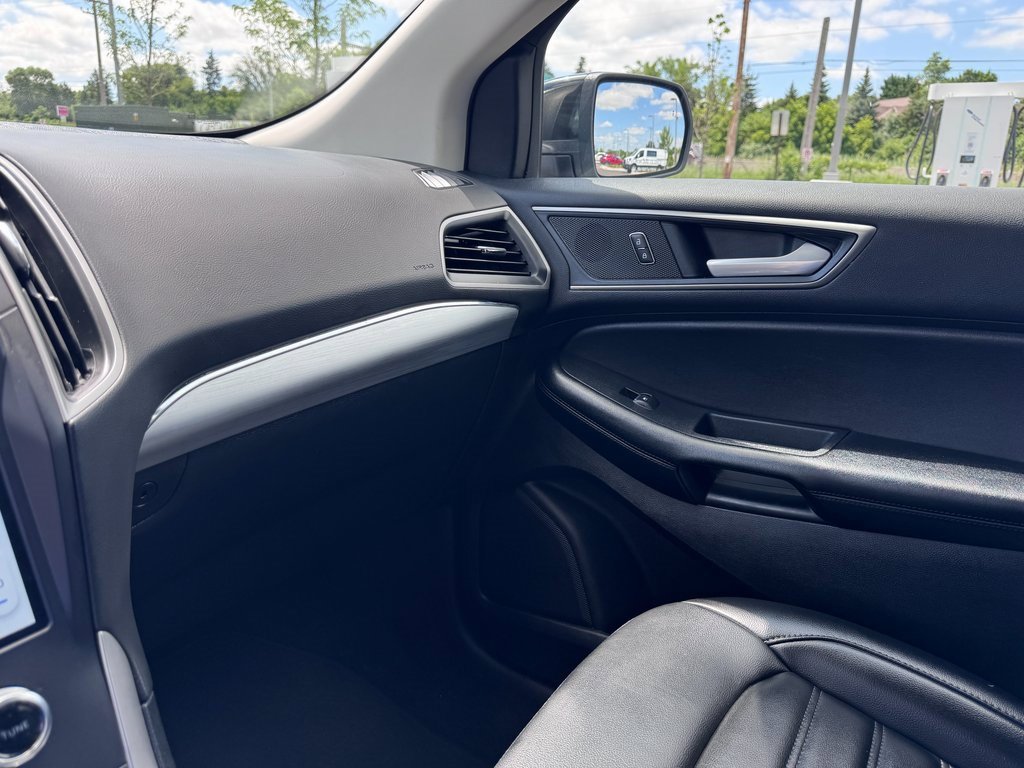 Certified 2022 Ford Edge SEL w/ Convenience Package image 22