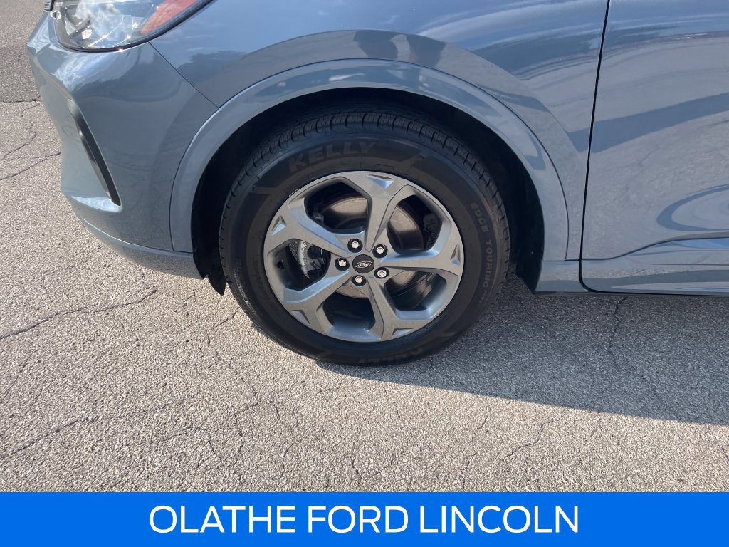 Certified 2023 Ford Escape ST-Line Select w/ Tech Pack #2 AWD/4WD image 28