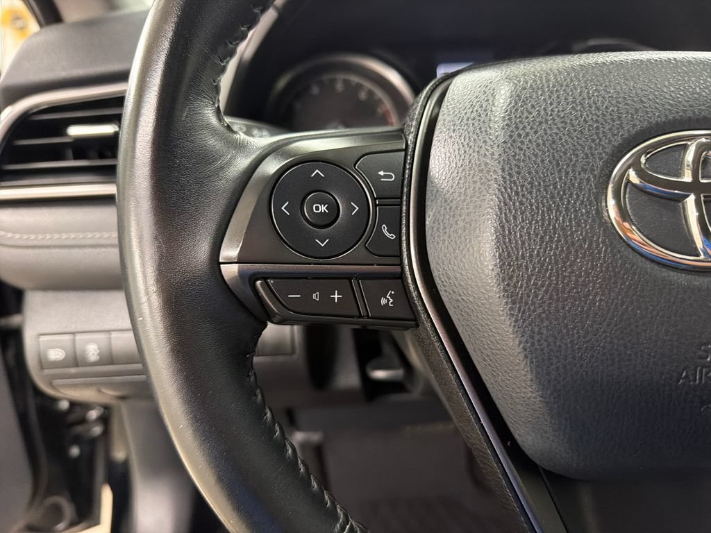 Used 2022 Toyota Camry SE FWD image 20