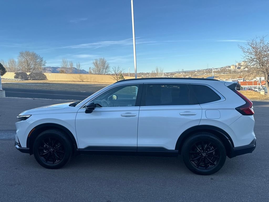 Used 2023 Honda CR-V Sport image 2