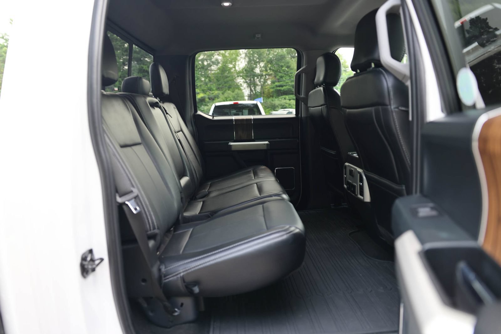 Certified 2019 Ford F150 Lariat w/ Trailer Tow Package AWD/4WD image 13