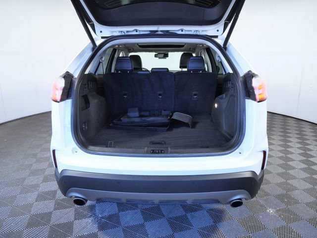 Certified 2024 Ford Edge Titanium w/ Equipment Group 301A image 9