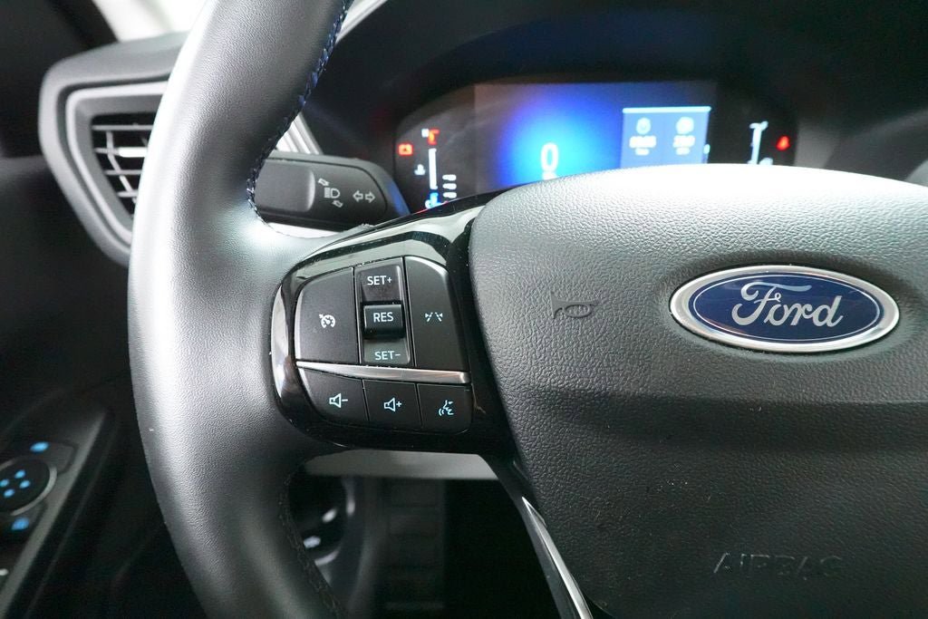 Certified 2024 Ford Escape Active AWD/4WD image 12