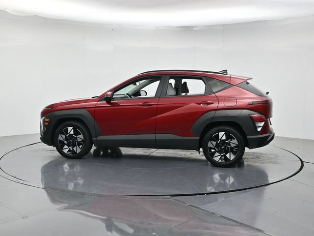 Used 2025 Hyundai Kona SEL FWD image 7