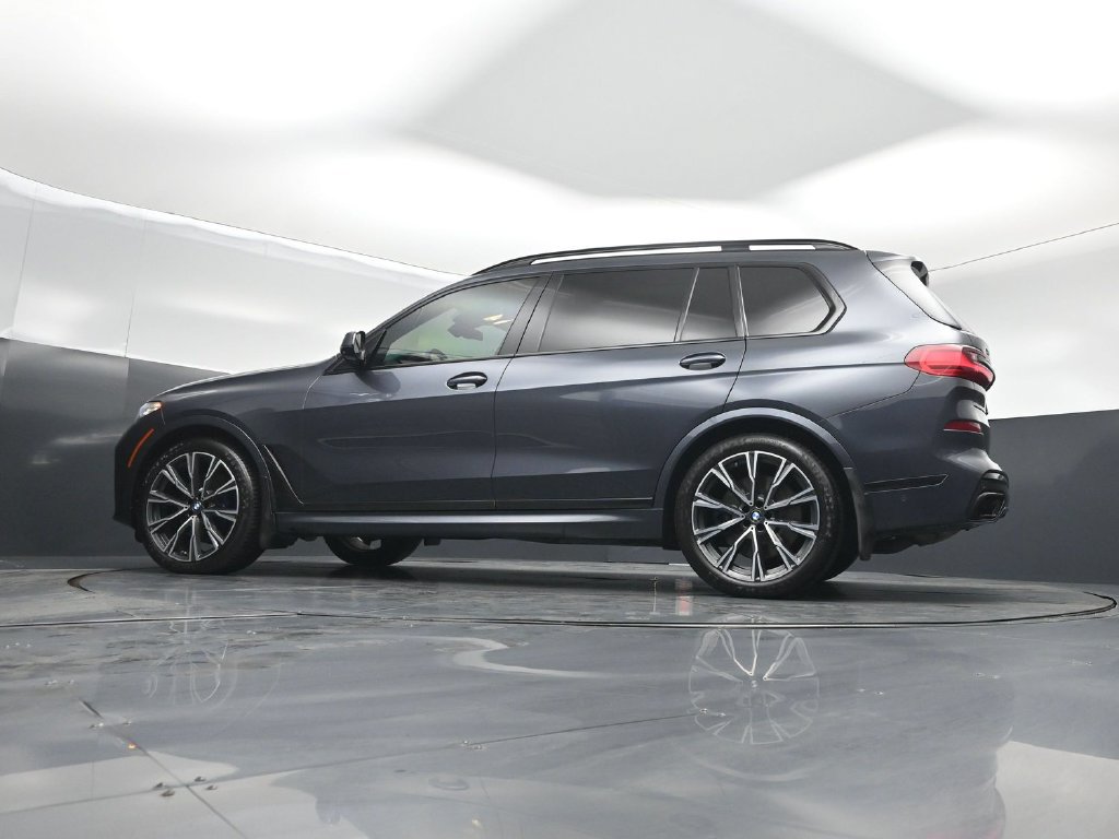 Used 2020 BMW X7 M50i w/ Dynamic Handling Package AWD/4WD image 52