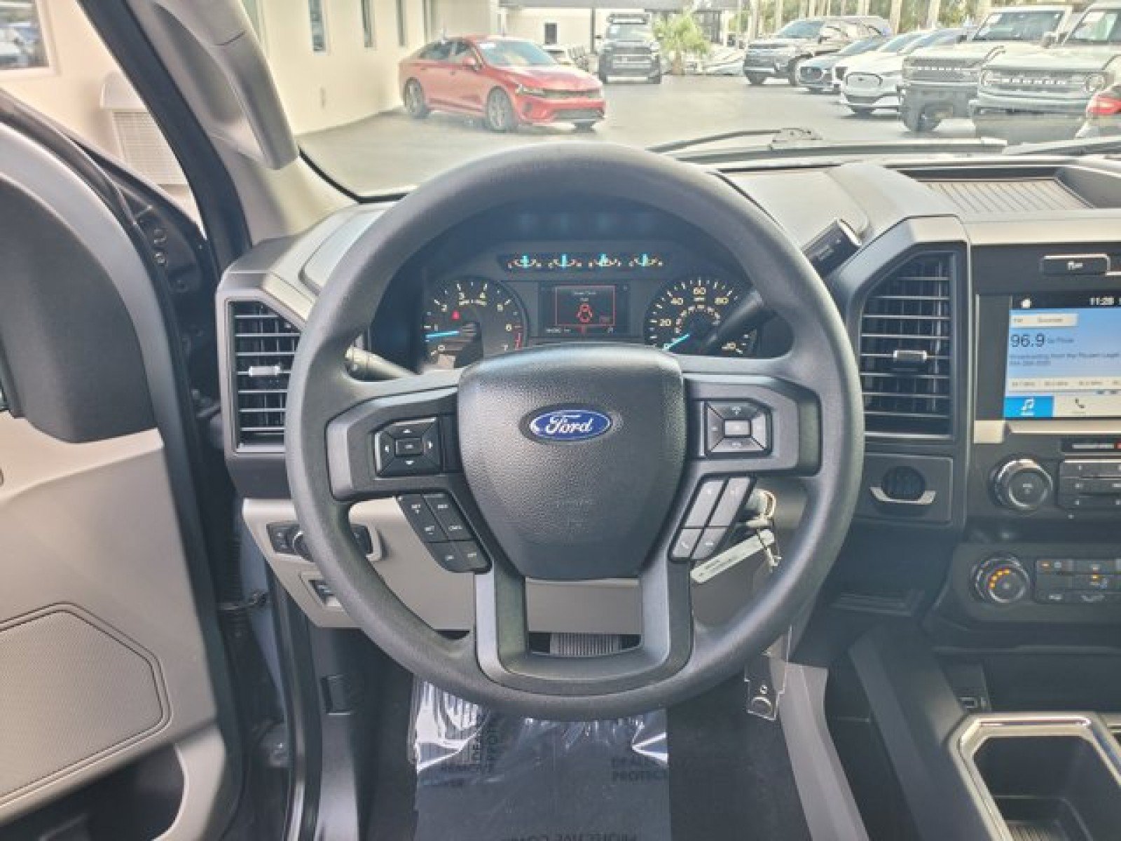 Certified 2019 Ford F150 XL w/ Equipment Group 101A Mid RWD image 15