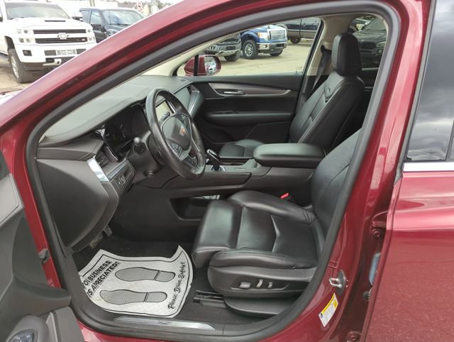 Used 2017 Cadillac XT5 Premium Luxury w/ LPO, Wheel Lock Package image 11