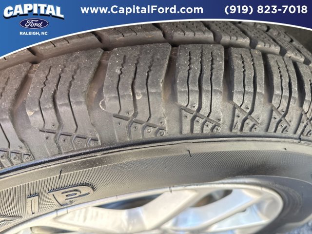 Used 2025 Chrysler Pacifica Select FWD image 14