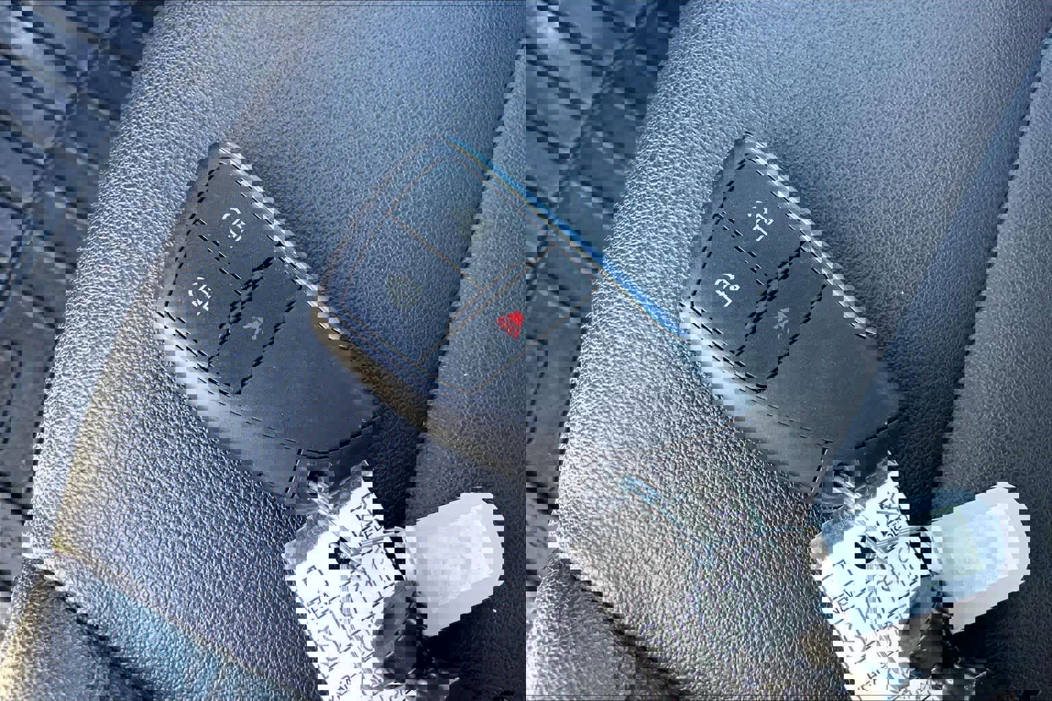 Used 2025 Chevrolet Silverado 2500 W/T image 14