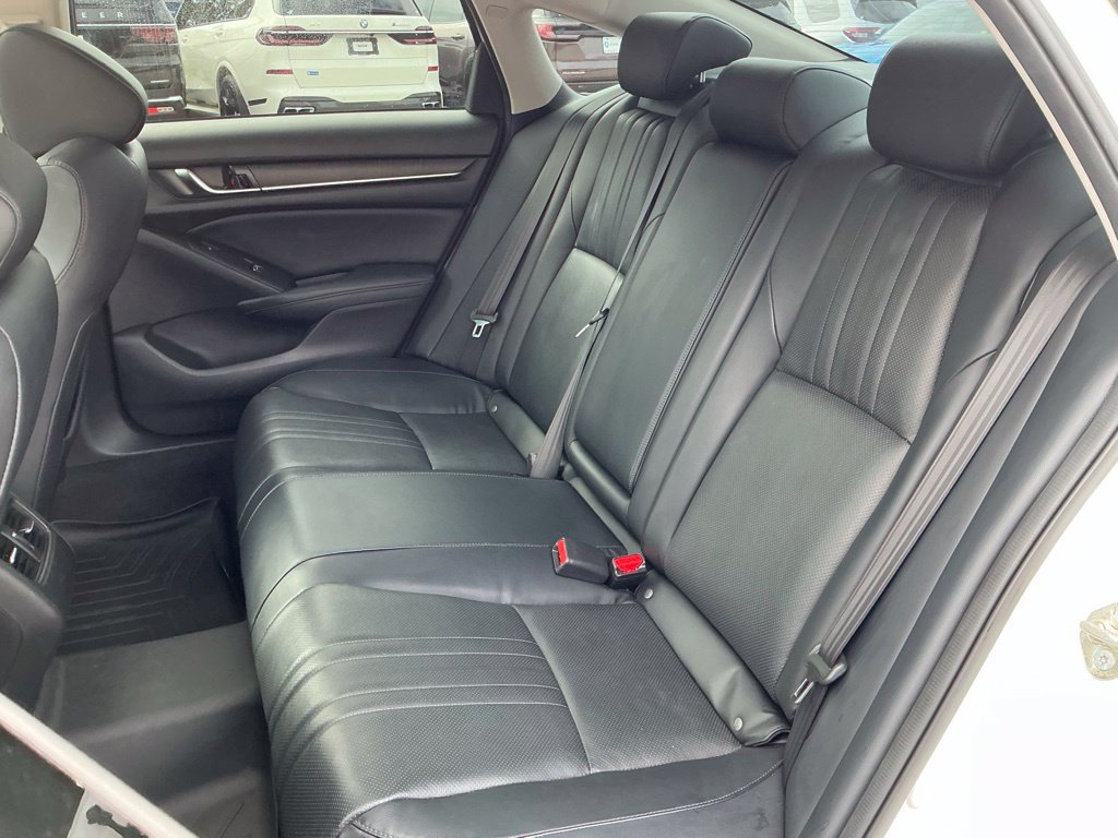 Used 2018 Honda Accord Touring image 22