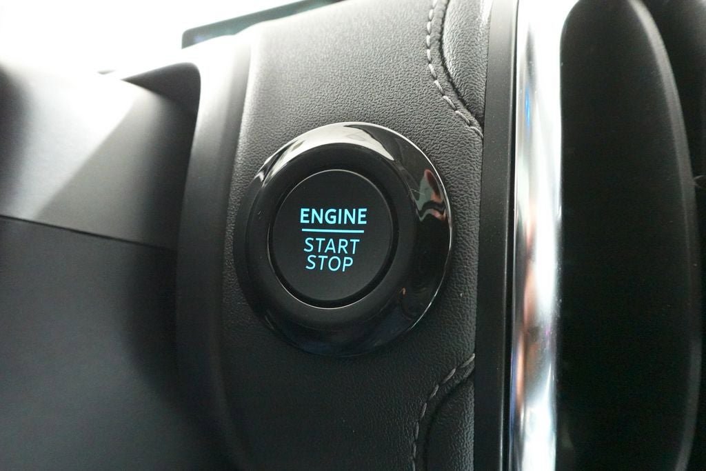 Certified 2025 Ford Expedition Platinum AWD/4WD image 22