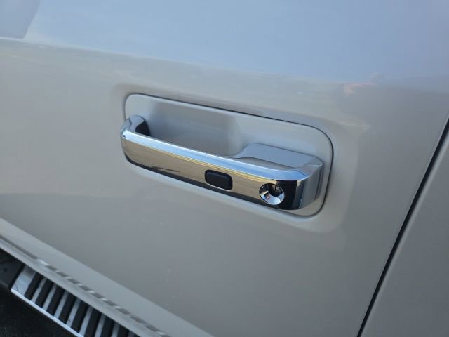 Certified 2017 Ford F150 Lariat w/ Equipment Group 502A Luxury image 19