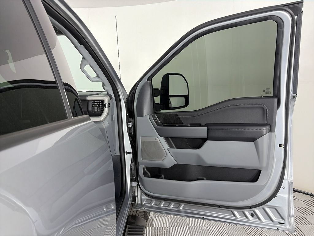 Certified 2024 Ford F350 XLT w/ XLT Premium Package AWD/4WD image 31