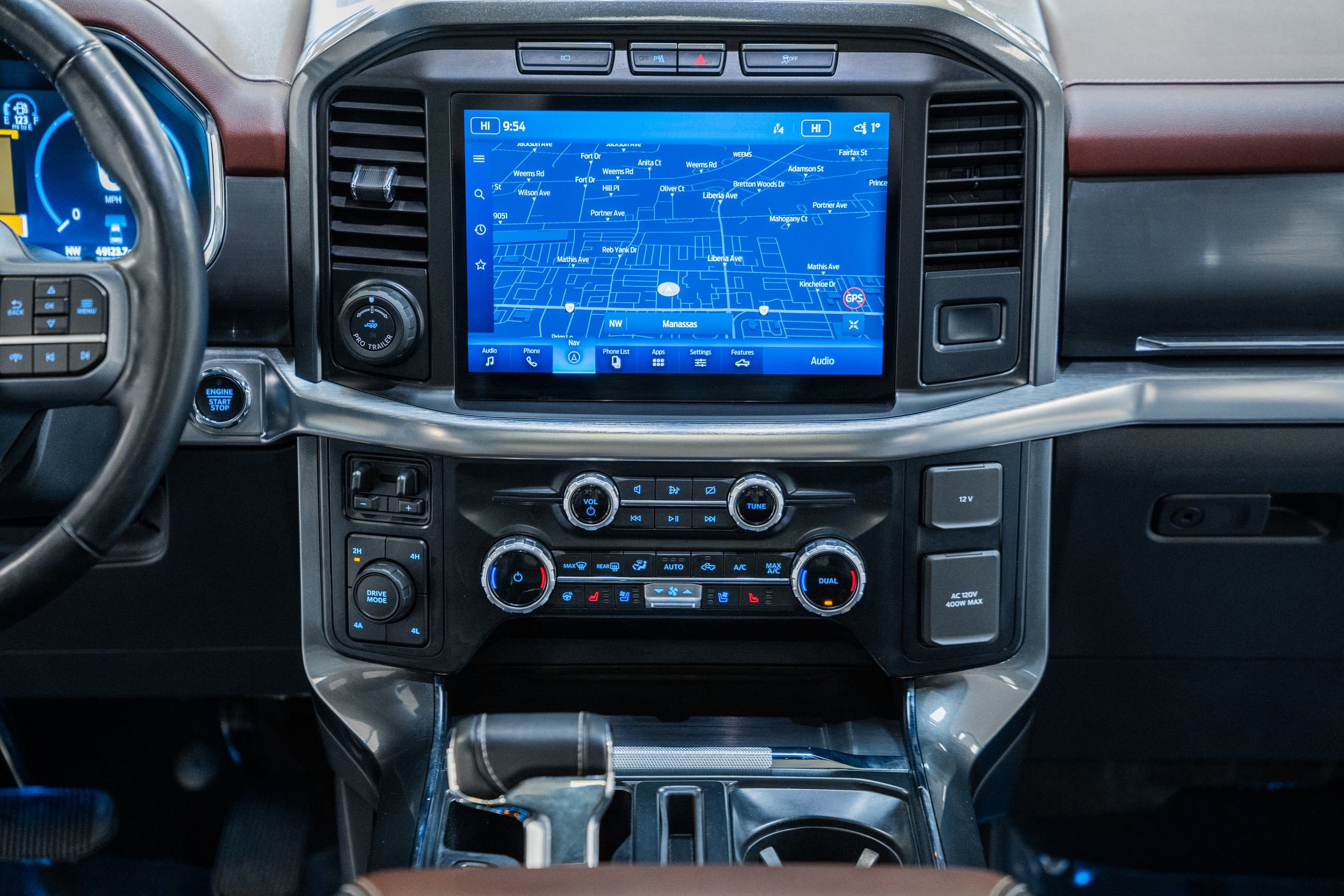 Certified 2023 Ford F150 Lariat w/ Equipment Group 502A High image 30