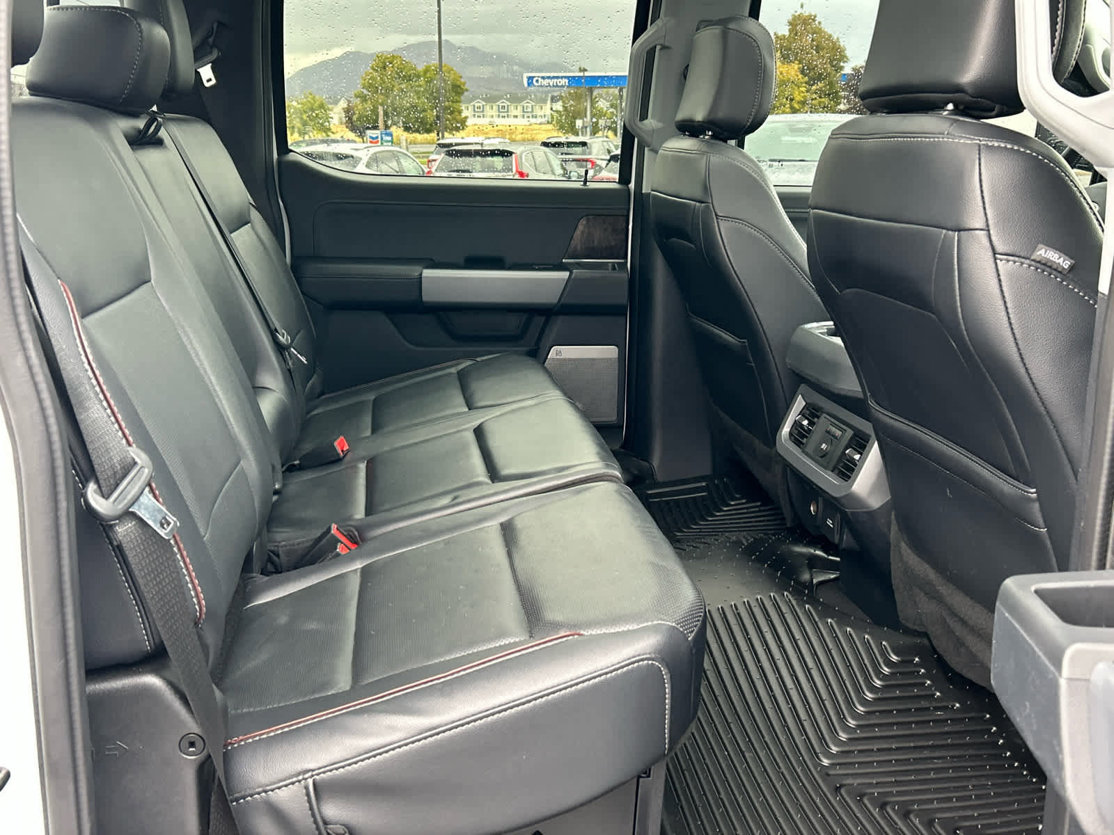 Certified 2024 Ford F350 Lariat image 24