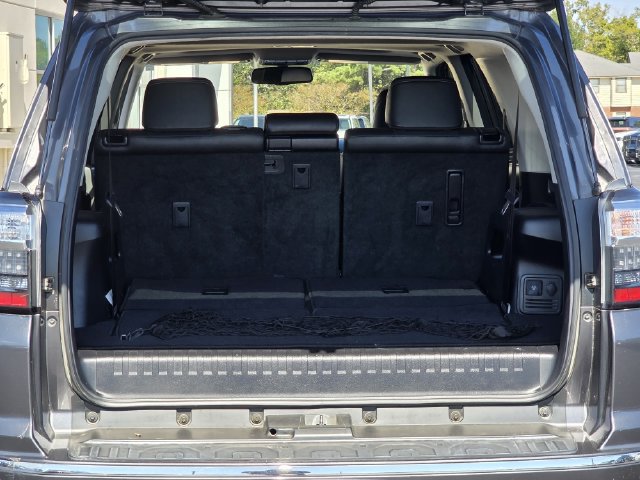 Used 2017 Toyota 4Runner Limited RWD image 32