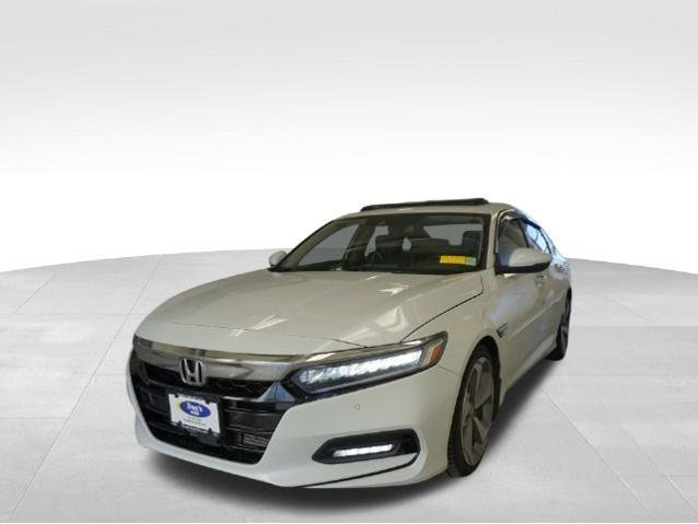 Used 2018 Honda Accord Touring image 1