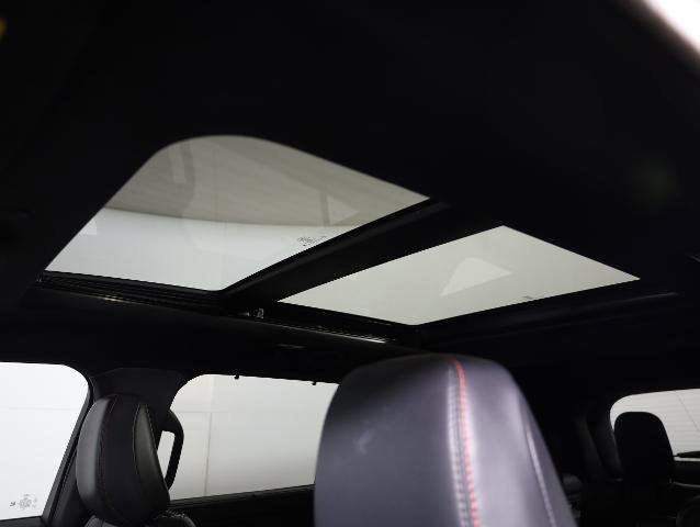 Certified 2025 Ford Explorer ST-Line w/ Premium Package AWD/4WD image 20