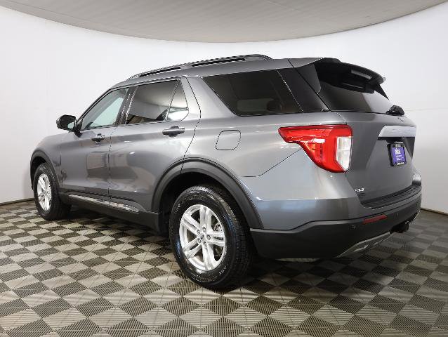 Certified 2021 Ford Explorer XLT w/ Equipment Group 202A AWD/4WD image 7