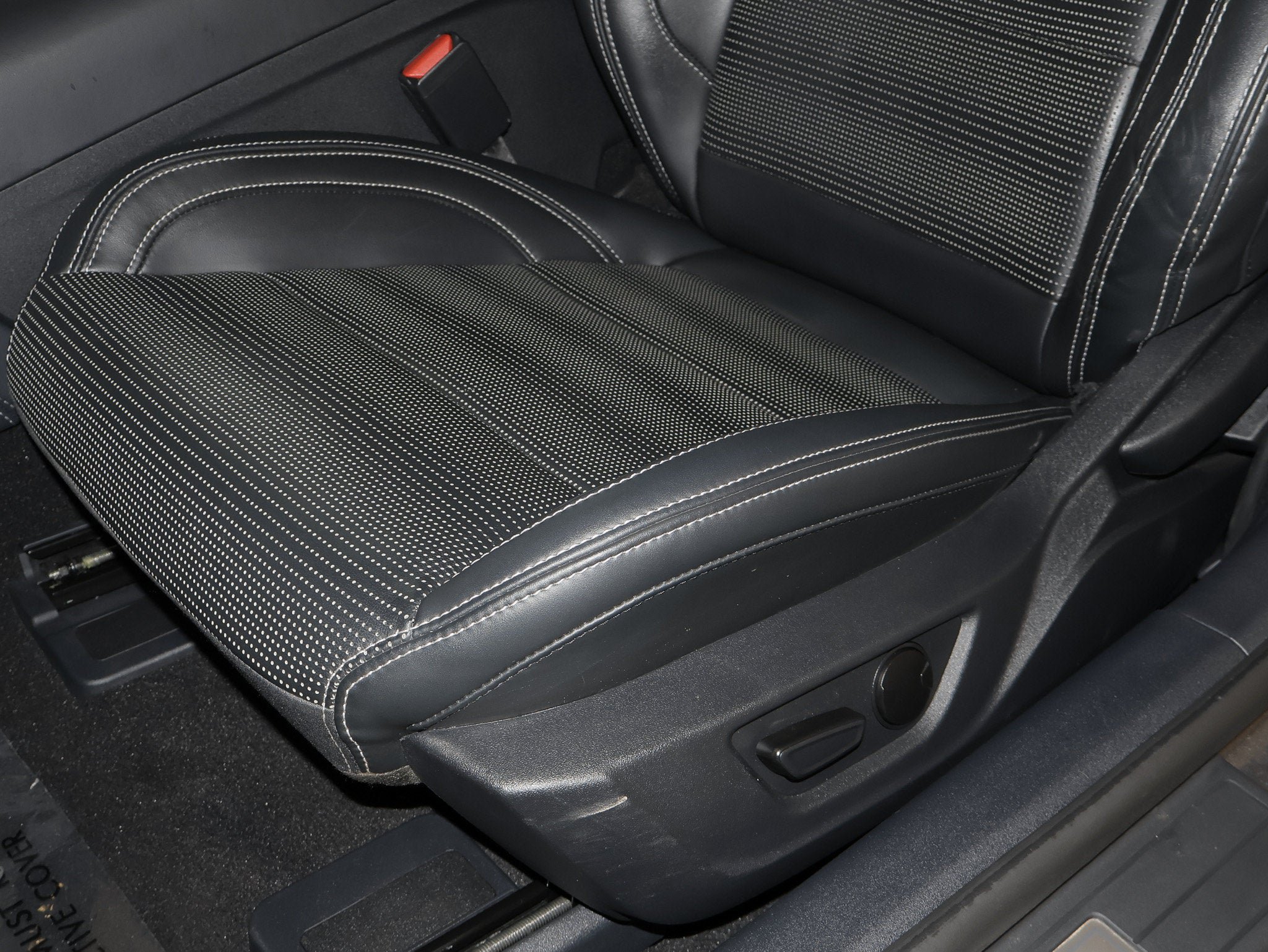 Certified 2024 Ford Mustang GT Premium RWD image 25