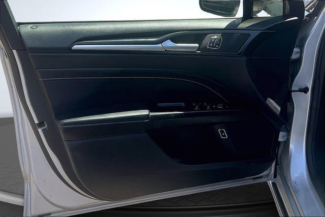 Certified 2019 Ford Fusion Energi Titanium image 22