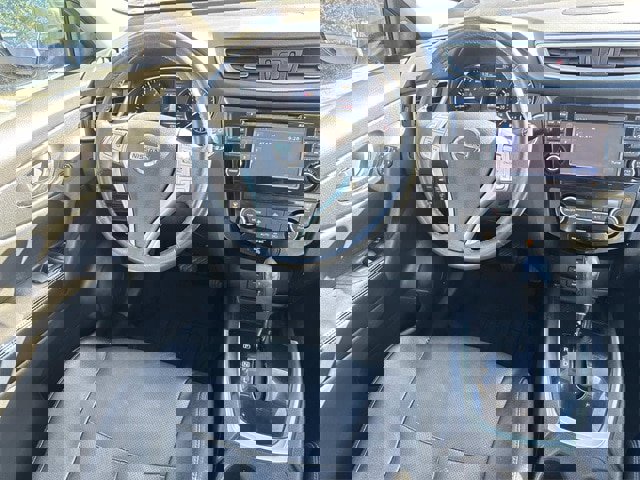 Used 2016 Nissan Rogue SL w/ SL Premium Package image 15