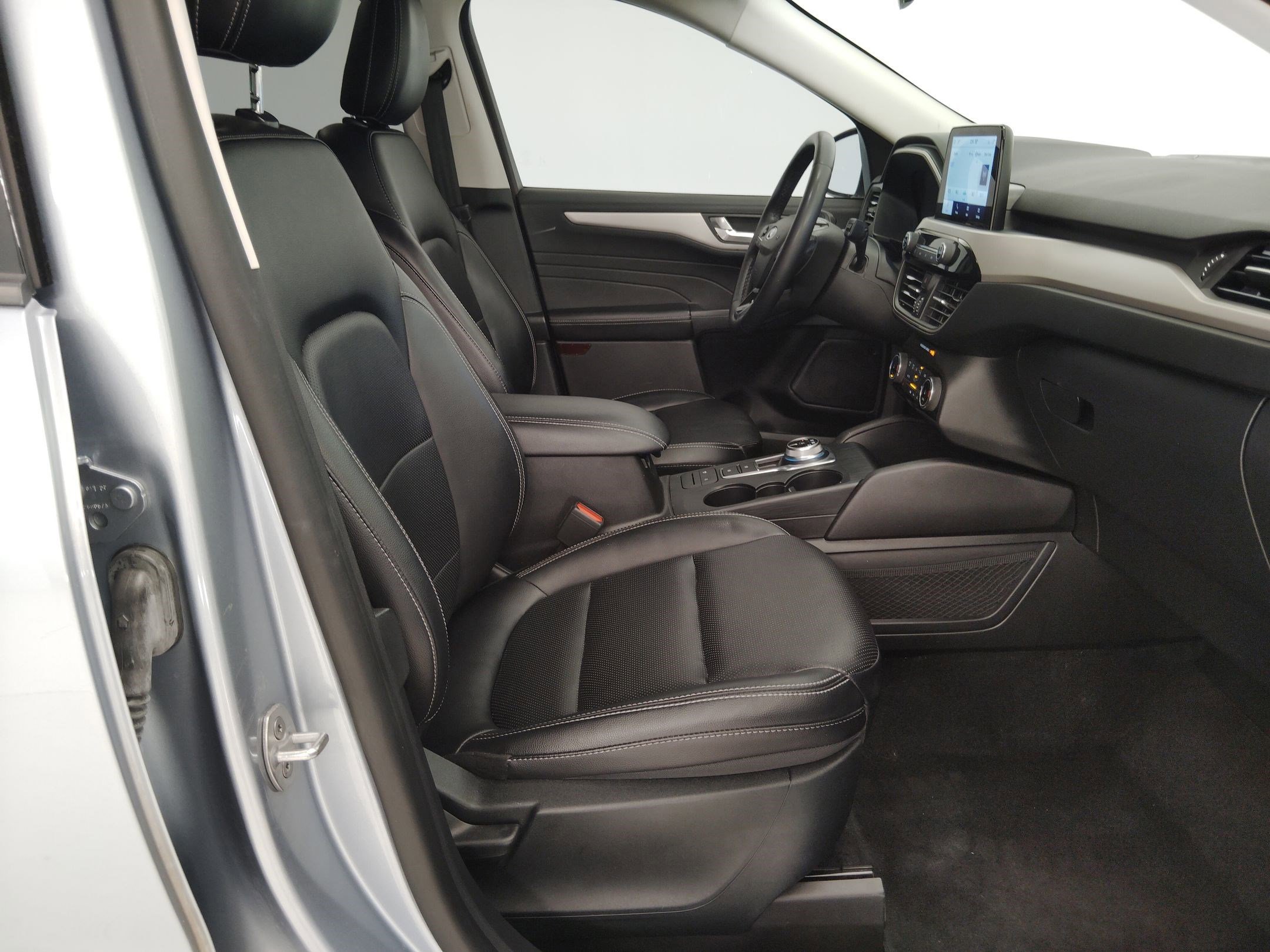 Certified 2022 Ford Escape SEL w/ Technology Package image 28