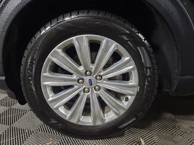 Certified 2022 Ford Explorer Limited w/ Equipment Group 301A image 8