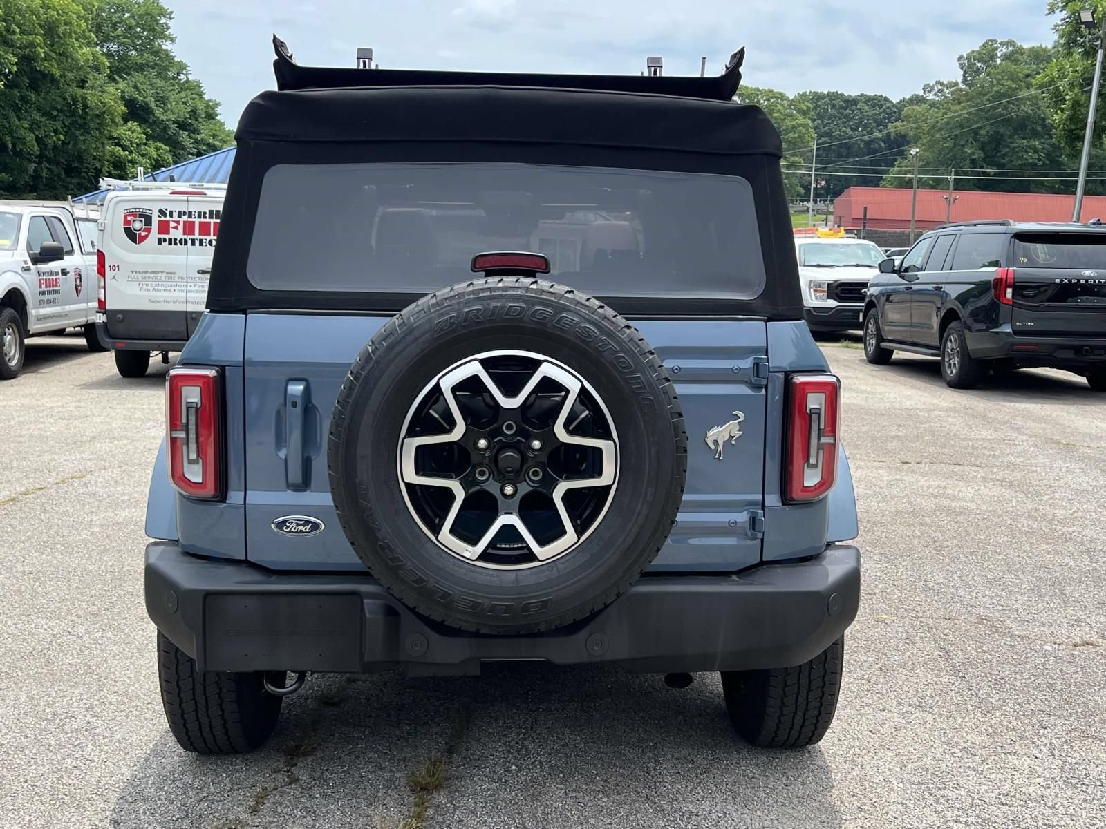 Certified 2025 Ford Bronco Outer Banks AWD/4WD image 4