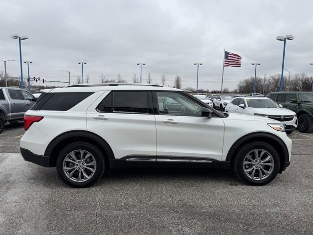 Certified 2023 Ford Explorer Limited image 3